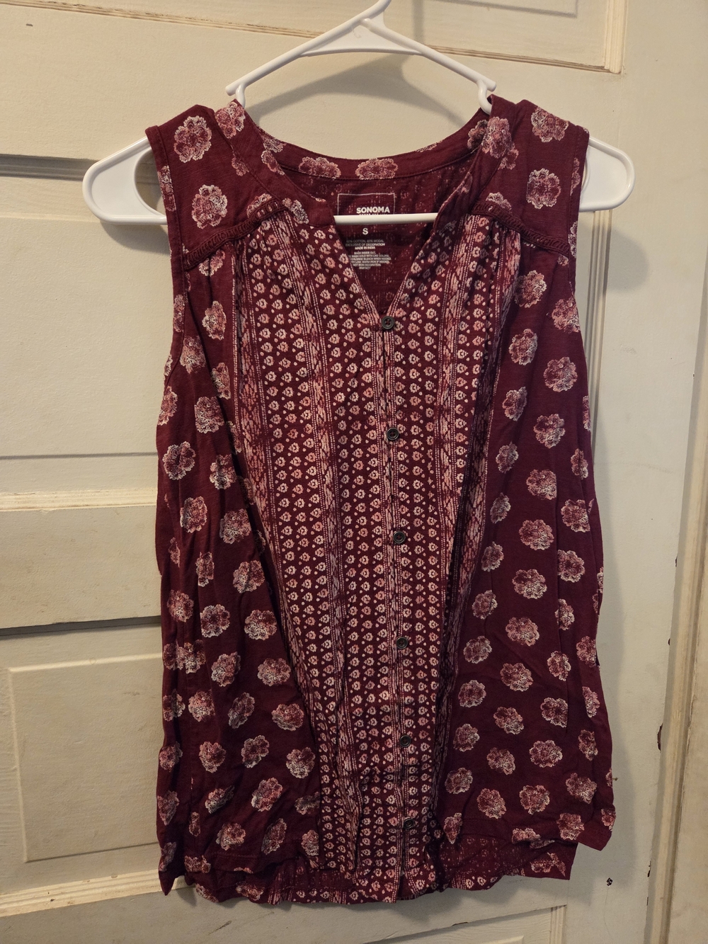 Sonoma Burgundy Floral Button-Front Sleeveless Camisole